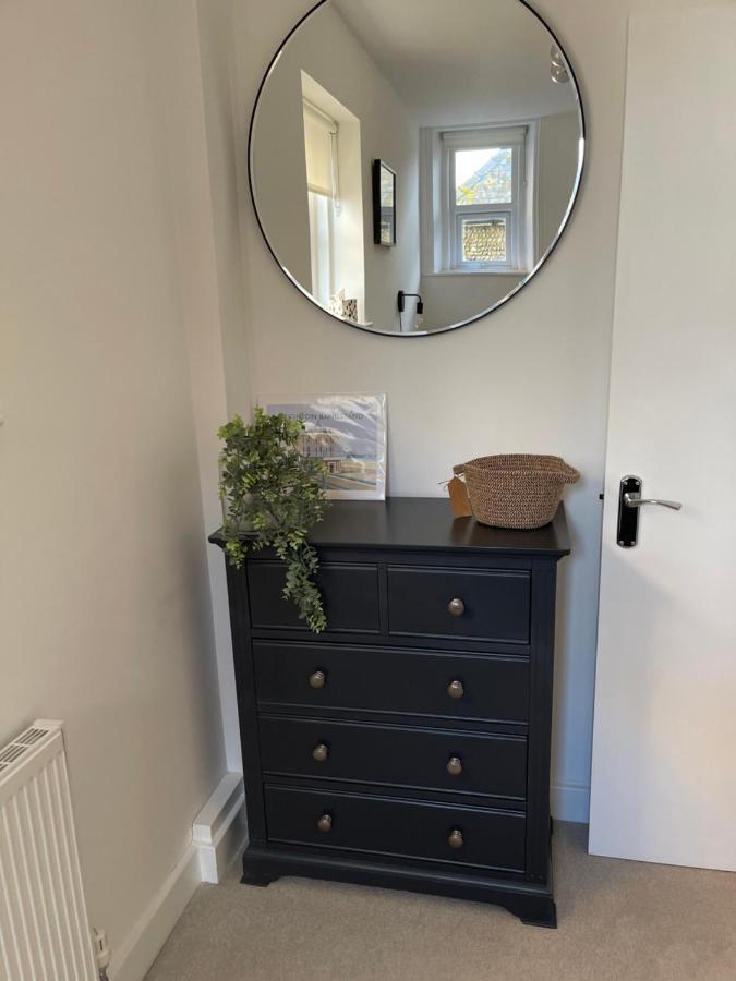 Seaview Flat With Balcony, Spacious 2 Bedroom Worthing Exterior foto